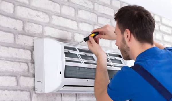 Técnico de aire acondicionado Split
